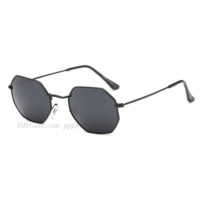 Summer Retro Fashion Sunglasses Reflective Color Film Polygonal Diamond Sun Glasses Classic Brand Eyeglasses Free Shipping
Summer Retro Fashion Sunglasses Reflective Color Film Polygonal Diamond Sun Glasses Classic Brand Eyeglasses Free Shipping
