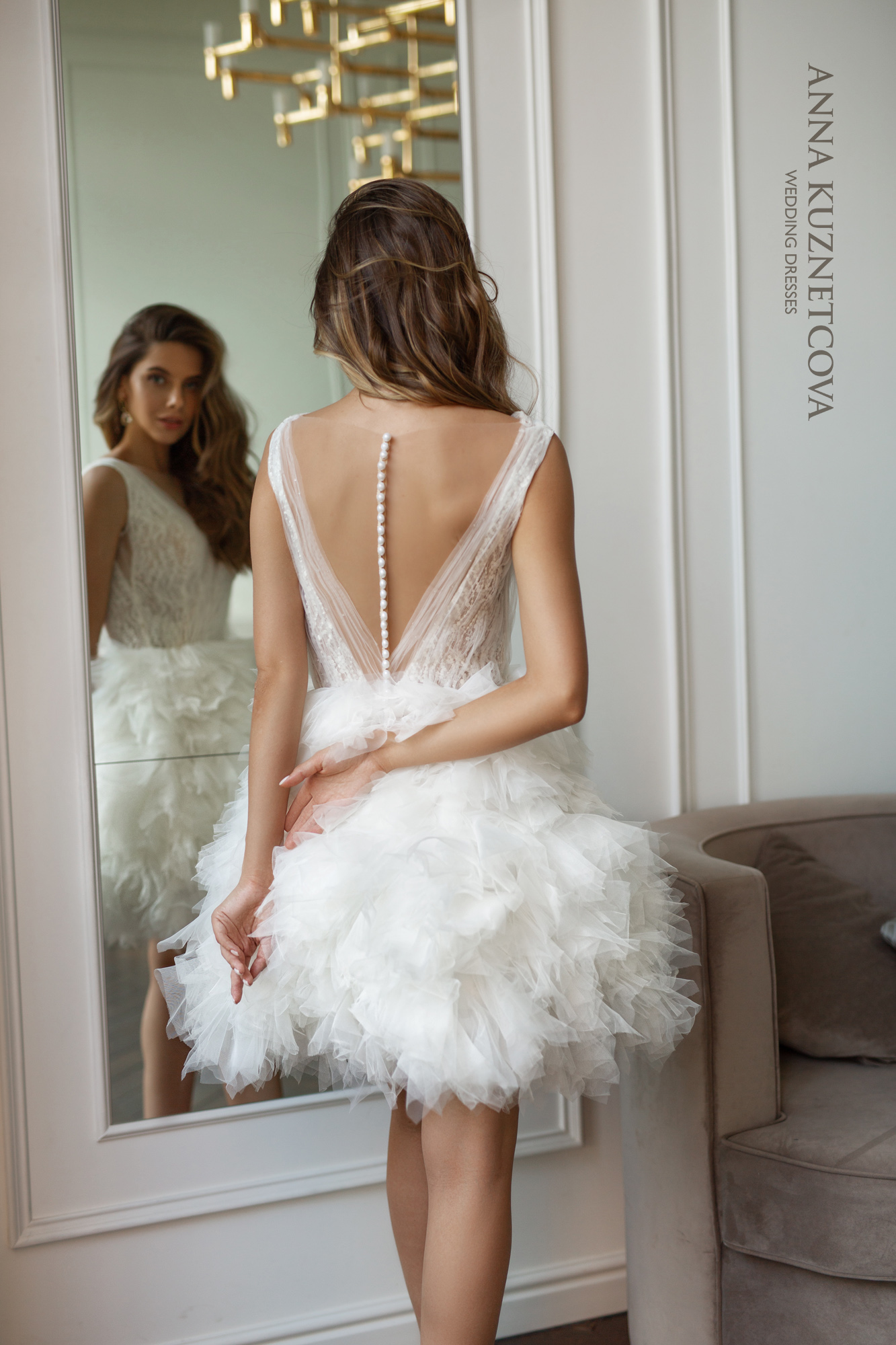 Newest Anna Kuznetcova Wedding Dresses With Detachable Train V-neck Tiered Tulle Blush Applique Bridal Gown Custom Made Wedding Dress
