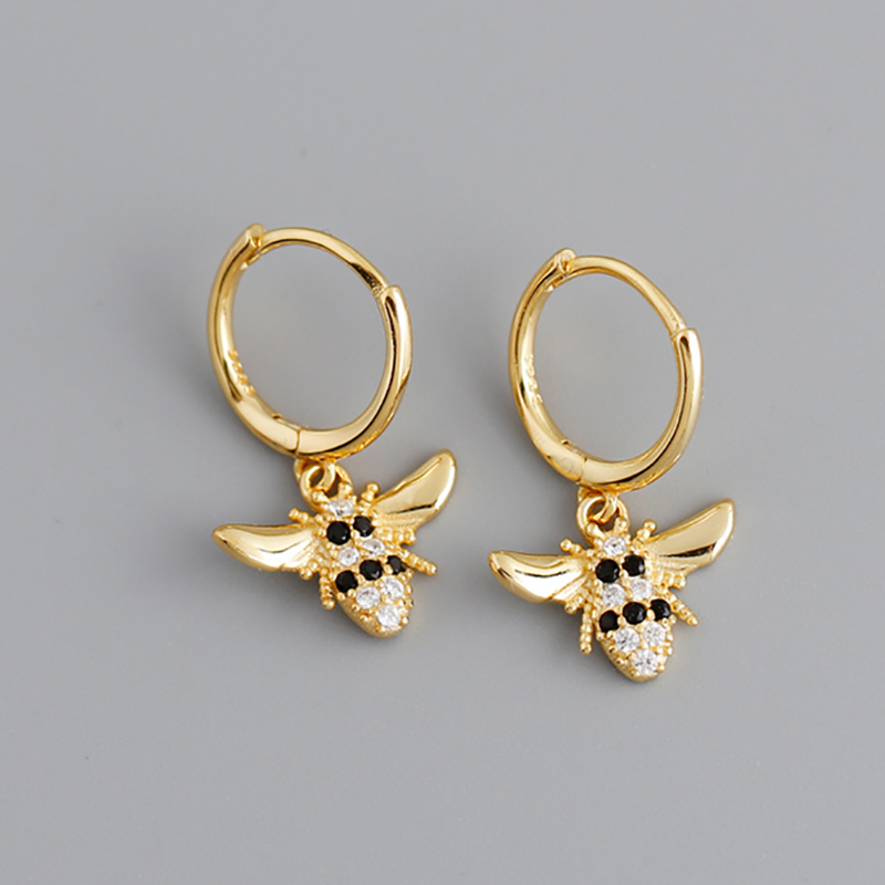 925 Silver Gold Color Small Animal Honey Bee Hoop Earring With Black Zirconia For Women Pendientes Ear Piercing Oorbellen 2020
925 Silver Gold Color Small Animal Honey Bee Hoop Earring With Black Zirconia For Women Pendientes Ear Piercing Oorbellen 2020