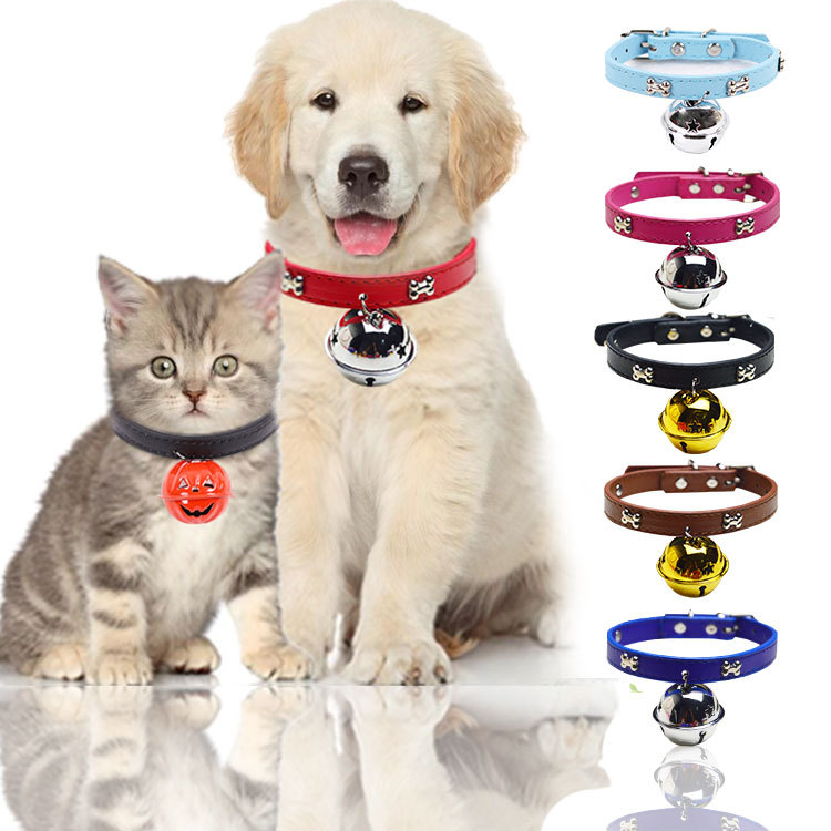 Bone collar with big bell diameter 4cm cute super cute wearable leash pet dog cat accessories 
Bone collar with big bell diameter 4cm cute super cute wearable leash pet dog cat accessories