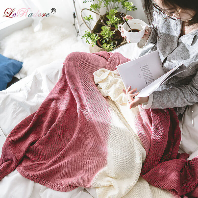 LeRadore 2020 New Nordic Style Knitted Blanket Pure Cotton Knitted Blankets For Nap Sofa Bed Throw Blanket Home Decor 120*180cm
LeRadore 2020 New Nordic Style Knitted Blanket Pure Cotton Knitted Blankets For Nap Sofa Bed Throw Blanket Home Decor 120*180cm