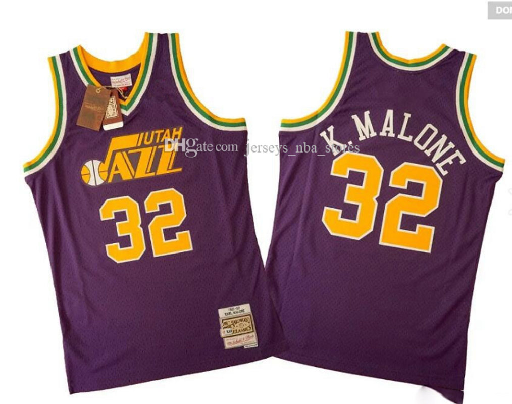 Men Utah Jazz Karl Malone 32 Mitchell & Ness Teal Road 1991-92 Hardwoods Classics Swingman Jersey 01, Color1
Men Utah Jazz Karl Malone 32 Mitchell & Ness Teal Road 1991-92 Hardwoods Classics Swingman Jersey 01, Color1