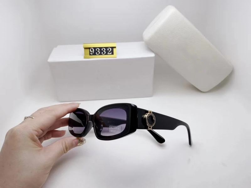 2020 Luxury Desinger Square Sunglasses with Stamp UV400 Full Frame Sunglasses for Women Men Fashion Accessories High Quality VE9332, White;black
2020 Luxury Desinger Square Sunglasses with Stamp UV400 Full Frame Sunglasses for Women Men Fashion Accessories High Quality VE9332, White;black