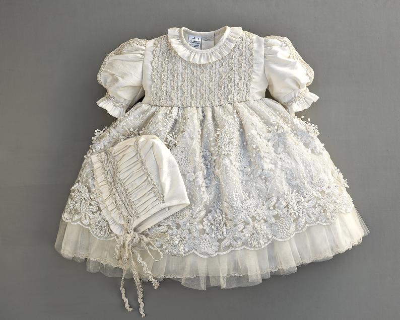 Vintage White Ivory Christening Gown Lace Beaded Baby Girls Baptism Dresses Toddler Infant Christening Dress With bonnet