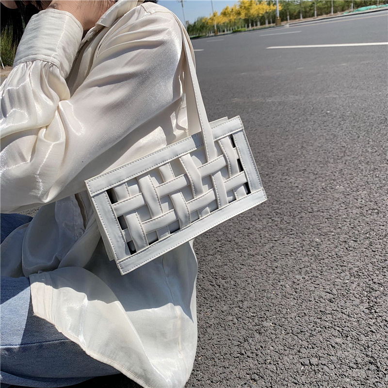 Elegant Female Square Tote bag 2020 Fashion New High-quality PU Leather Women's Designer Handbag Hollow Shoulder Bags Armpit bag, Black
Elegant Female Square Tote bag 2020 Fashion New High-quality PU Leather Women's Designer Handbag Hollow Shoulder Bags Armpit bag, Black