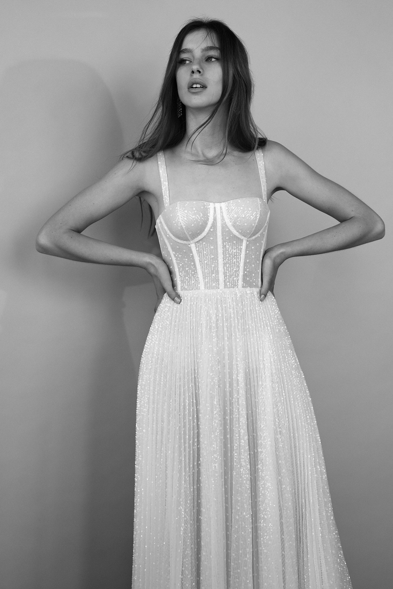 Lihi Hod A Line Wedding Dresses 2021 Sequined Sexy Spaghetti Romantic Bridal Gowns Sparkly Backless Bohemian Wedding Vestido De Noiva