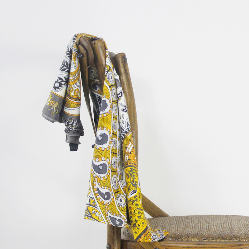 Large Square Silk Twill Scarf Women Big Shawl Echarpe Vintage Woman Floral Printed Paisley Scarves 130 130cm Wholesale