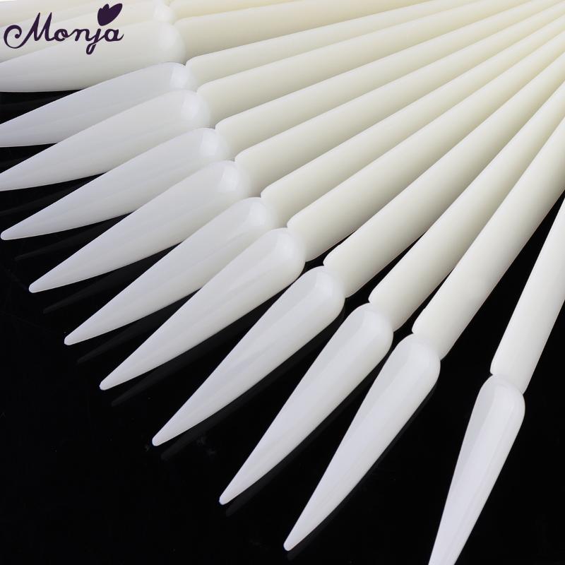 Monja 40pcs Sharp Fan Shaped Nail Art False Tips Polish Gel Color Practice Display Showing Card Sticks Manicure Tool