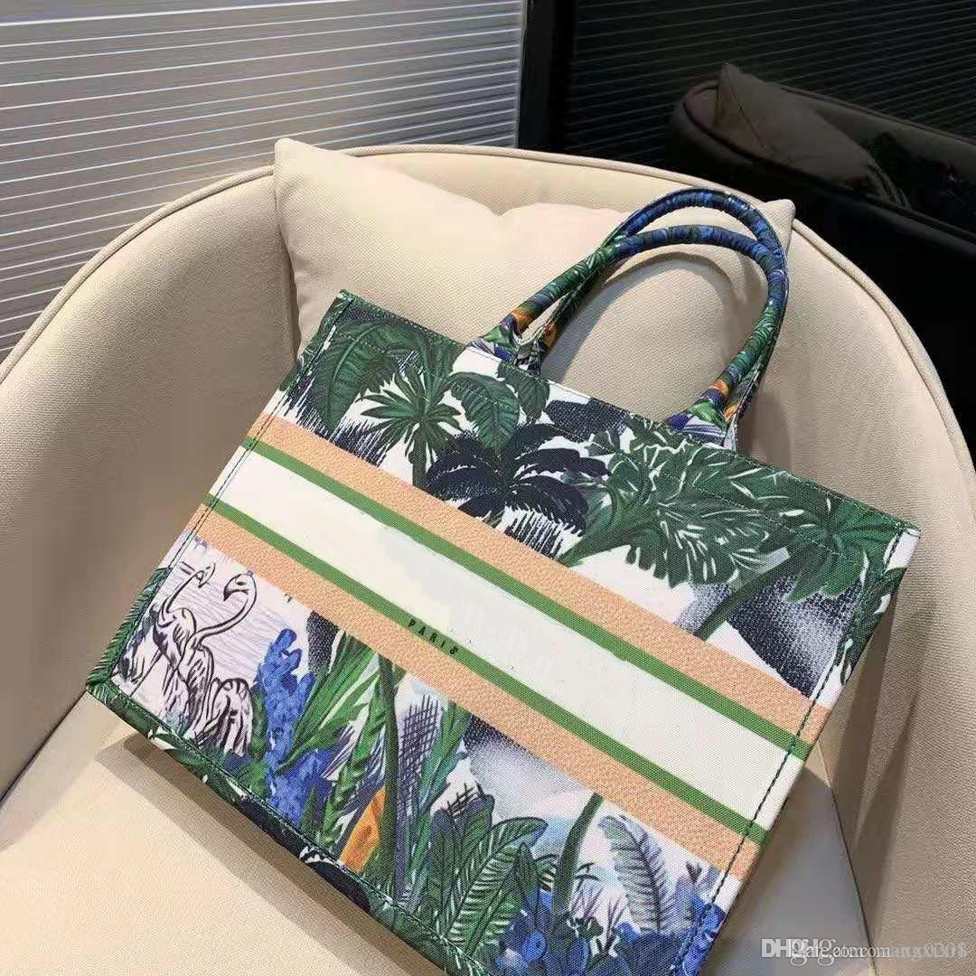 Designer designs high-quality, new-style lady coconut embroidered hand-held canvas, large-capacity shopping bag and handbag for 2020, Blue
Designer designs high-quality, new-style lady coconut embroidered hand-held canvas, large-capacity shopping bag and handbag for 2020, Blue