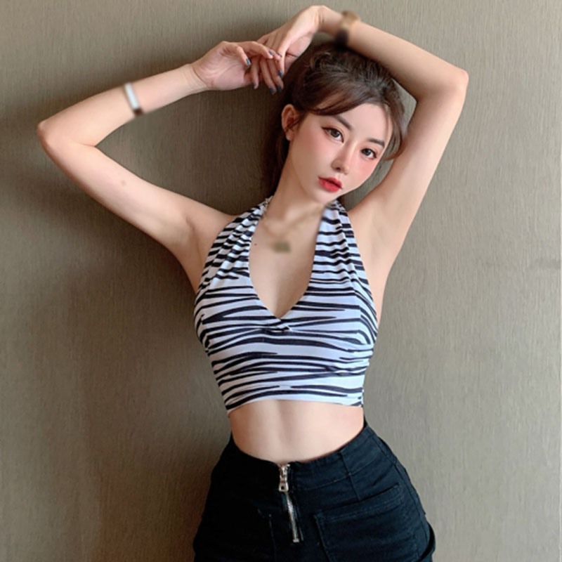 Summer Ladies Tops Vest Short Halter Neck Female Outer Wear Top Slim-fit With Zebra Fashionable All-match Patterned Suspenders
Summer Ladies Tops Vest Short Halter Neck Female Outer Wear Top Slim-fit With Zebra Fashionable All-match Patterned Suspenders