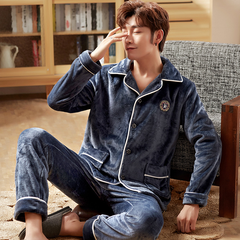 Autumn Winter Coral Pile Pajamas Heavy and Flannel Men Warm Cardigan Home Suit Casual Sleep Set 2Pcs Casual Home Clothing
Autumn Winter Coral Pile Pajamas Heavy and Flannel Men Warm Cardigan Home Suit Casual Sleep Set 2Pcs Casual Home Clothing