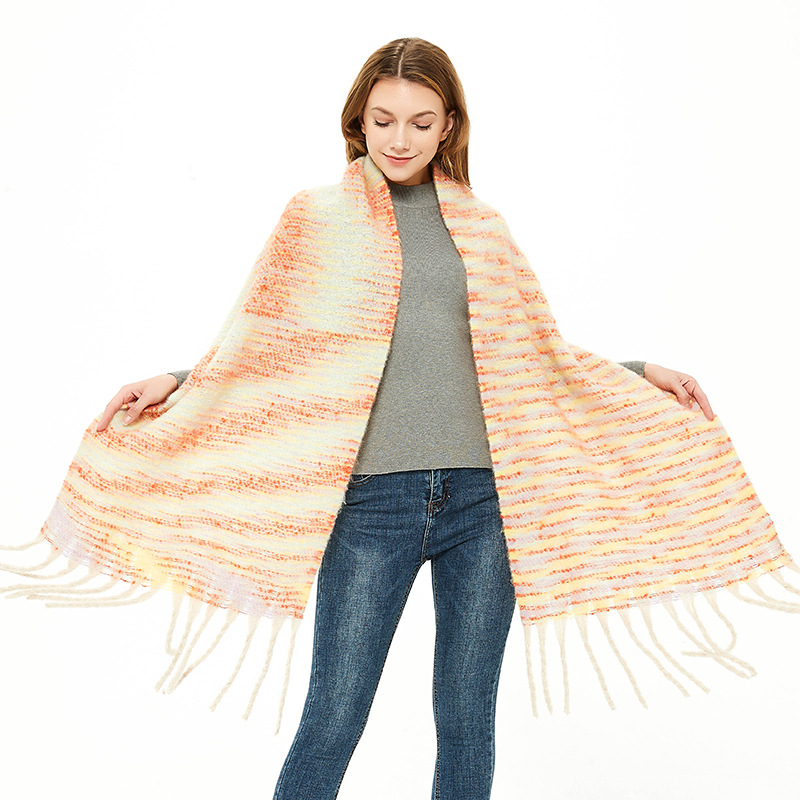 New Design 2020 Stripe Cashmere Winter Scarf Women Scarves for Ladies Warm Shawls Wraps Bandage
New Design 2020 Stripe Cashmere Winter Scarf Women Scarves for Ladies Warm Shawls Wraps Bandage