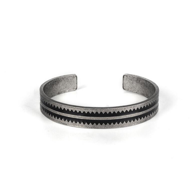Brand Vintage Gothic Men Bracelet Stainless Steel Gold-color Retro Serrated Bracelets Cuff Bangles Men Jewelry pulseira
Brand Vintage Gothic Men Bracelet Stainless Steel Gold-color Retro Serrated Bracelets Cuff Bangles Men Jewelry pulseira