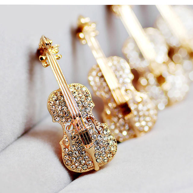 Female Suit Lapel Pin Rhinestone Jewelry Brooches Trendy Collar Brooches For Women Wedding Jewelry Bridal Gift Brooch Coat Ornaments
Female Suit Lapel Pin Rhinestone Jewelry Brooches Trendy Collar Brooches For Women Wedding Jewelry Bridal Gift Brooch Coat Ornaments