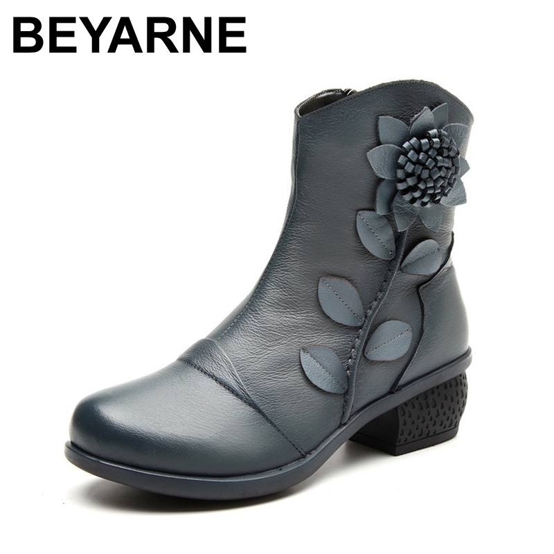 BEYARNE New Women's Fashion Winter Warm Genuine Leather Ankle Boots Women Oblique Zipper Floral Boots for Women Red Black Blue
BEYARNE New Women's Fashion Winter Warm Genuine Leather Ankle Boots Women Oblique Zipper Floral Boots for Women Red Black Blue