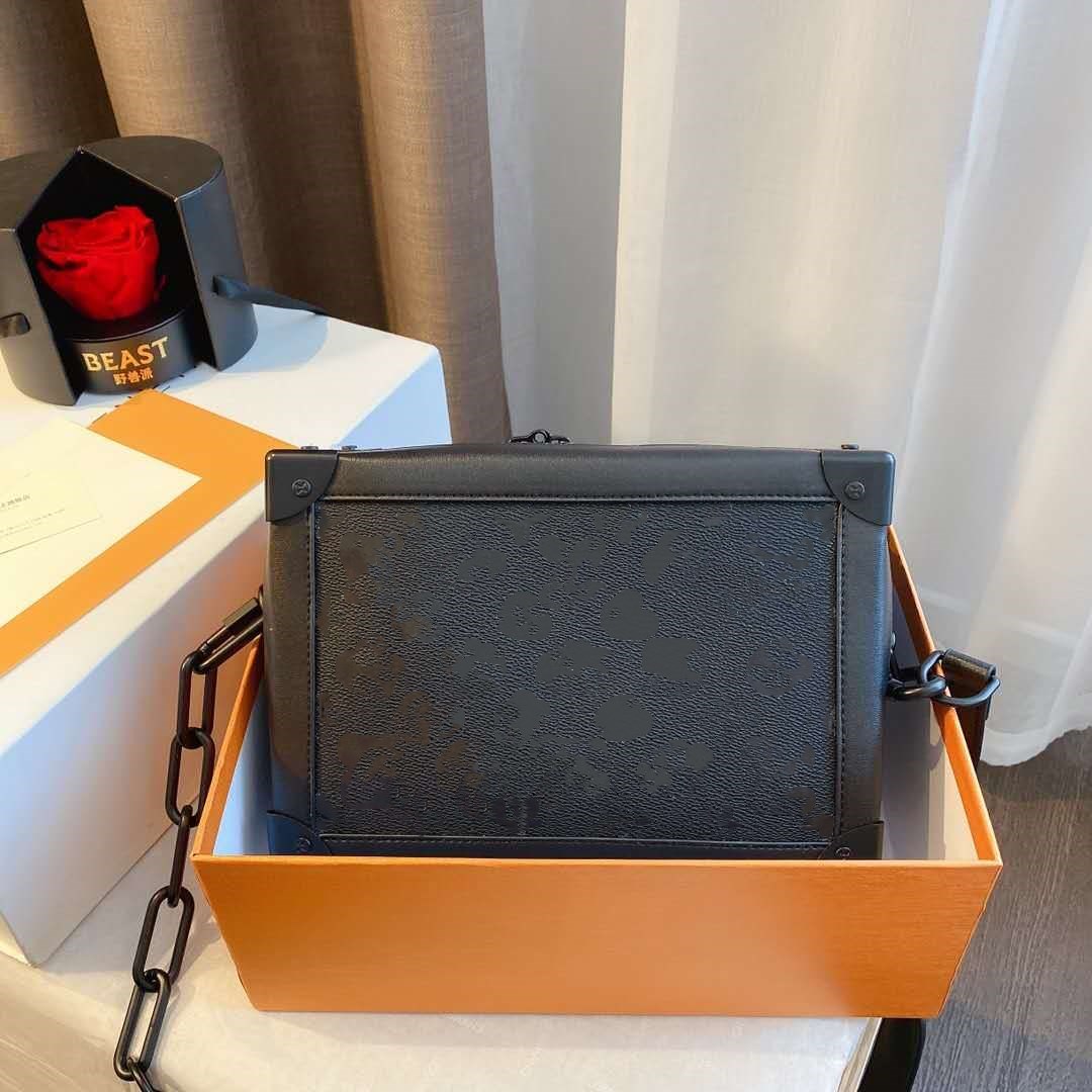 ysiykiy Designer classics letter genuine leather Shoulder bags women Crossbody bag handbag with box, Black embossing
ysiykiy Designer classics letter genuine leather Shoulder bags women Crossbody bag handbag with box, Black embossing