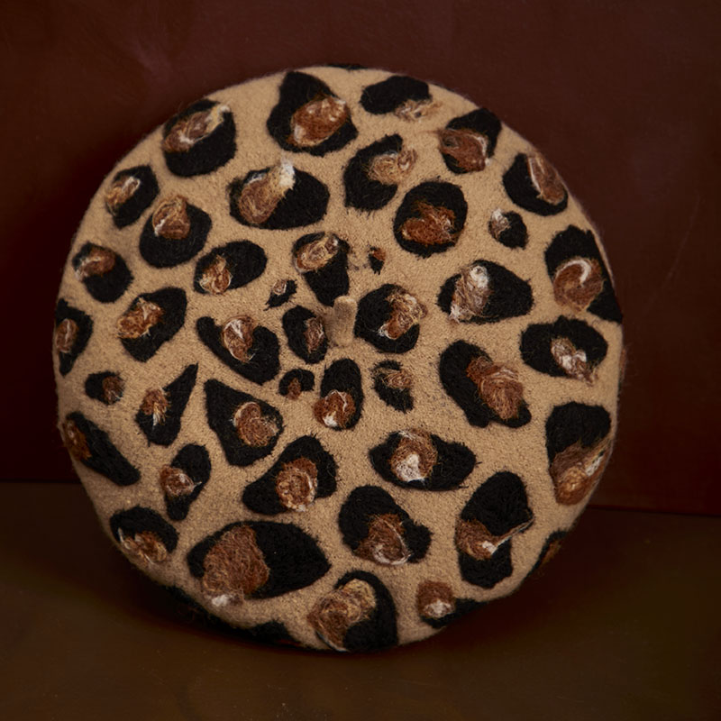 Berets Checking Carpet Leopard Painter Sexy Lady Go Out Shopping Street Snap Beret In The Fall And Winter Of Cap, Camel
Berets Checking Carpet Leopard Painter Sexy Lady Go Out Shopping Street Snap Beret In The Fall And Winter Of Cap, Camel