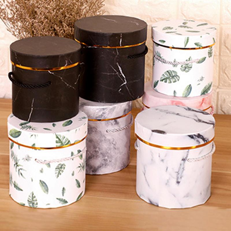 4/8Pcs Portable Round Flower Gift Box Paper Packaging Boxes with Lid Flower Bucket Cardboard Present Hat Box Valentines Day Gift
4/8Pcs Portable Round Flower Gift Box Paper Packaging Boxes with Lid Flower Bucket Cardboard Present Hat Box Valentines Day Gift