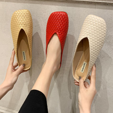 2020 spring and summer new spring and summer women's slippers solid color woven retro square head casual style lazy half slipper, Brown 
2020 spring and summer new spring and summer women's slippers solid color woven retro square head casual style lazy half slipper, Brown