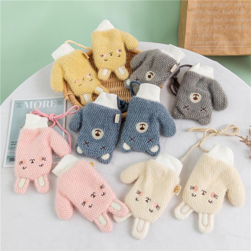 New Cartoon Bear Children's Knitted Finger Gloves Winter Warm Baby Halter Knitting Wool Gloves
New Cartoon Bear Children's Knitted Finger Gloves Winter Warm Baby Halter Knitting Wool Gloves