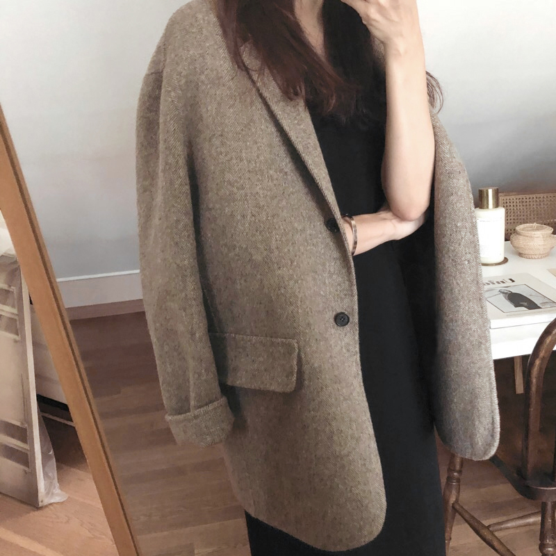 Plus size 2XL!2020 winter fashion double faced woolen blazer women loose wool blends coat, As photo
Plus size 2XL!2020 winter fashion double faced woolen blazer women loose wool blends coat, As photo