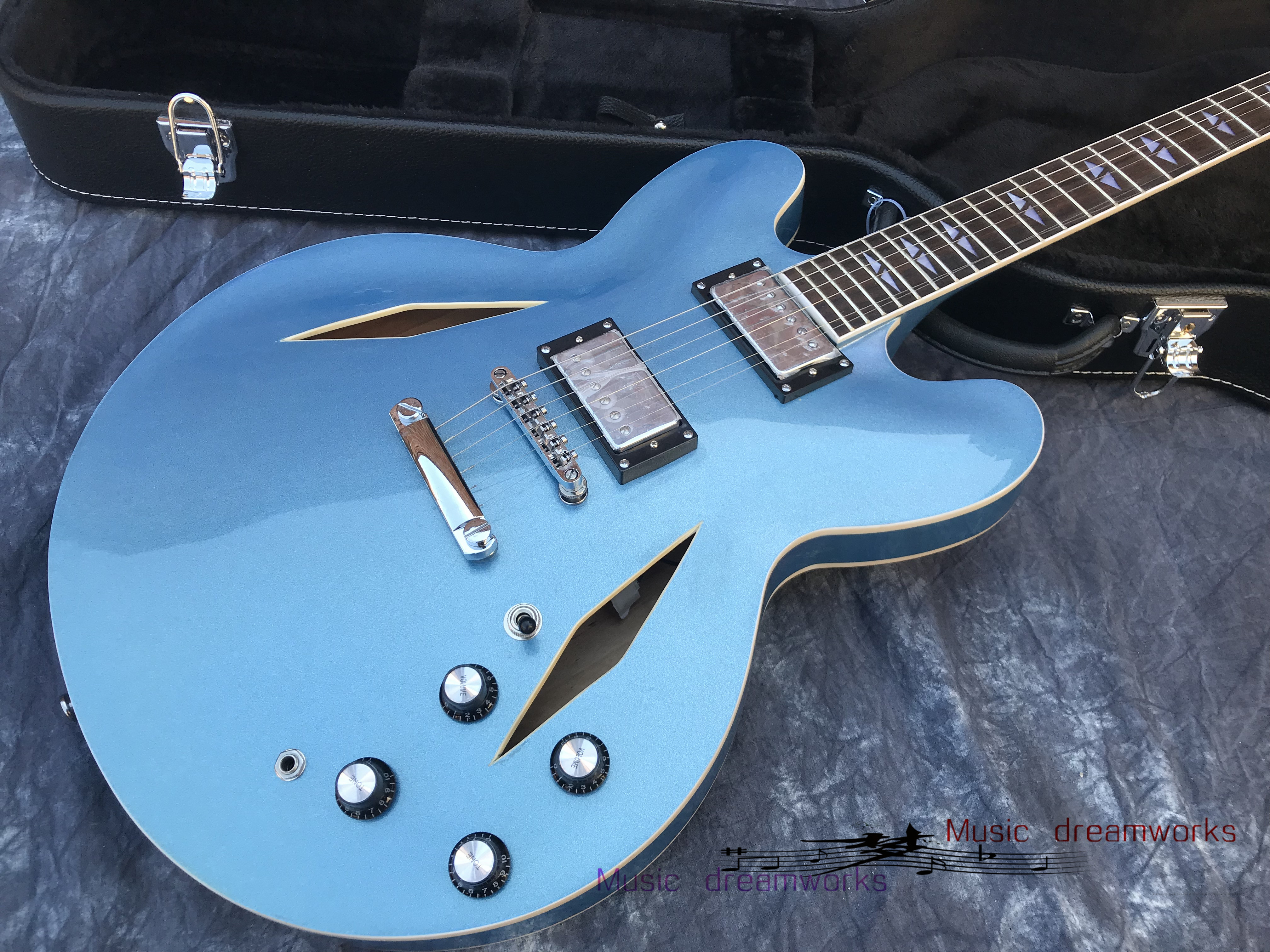 China electric guitar OEM shop electric guitar hollow jazz guitar Metallic blue color can be customi
China electric guitar OEM shop electric guitar hollow jazz guitar Metallic blue color can be customi