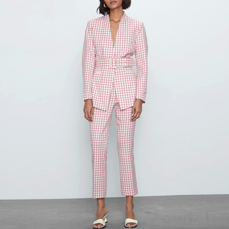 SONDR Women's Vintage Pink Suit With Plaid Pants, V Neck Belt Jacket, Flared Coat And Pants, Two-piece Casual Office Set 2020, Pink plaid pants
SONDR Women's Vintage Pink Suit With Plaid Pants, V Neck Belt Jacket, Flared Coat And Pants, Two-piece Casual Office Set 2020, Pink plaid pants