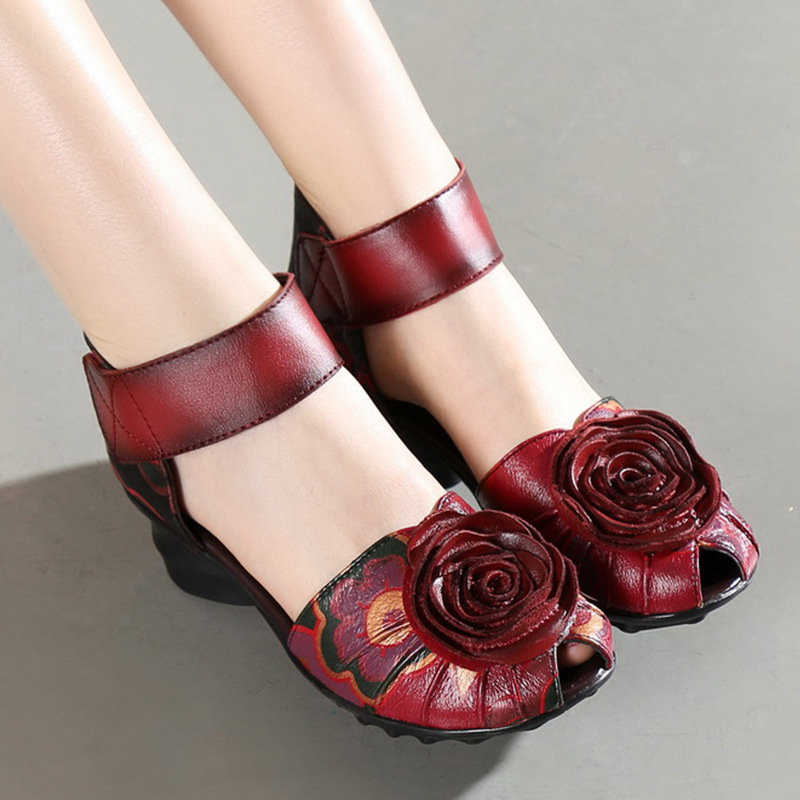 Charming 2020 Women Thick Heels Sandals Closed Toe Flower Ethnic Style Handmade Genuine Leather Personalized Women Sandal, Black 
Charming 2020 Women Thick Heels Sandals Closed Toe Flower Ethnic Style Handmade Genuine Leather Personalized Women Sandal, Black