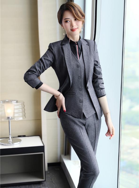 Novelty Gray Formal Professional Business Suits With Jackets And Pants 2020 Spring Autumn Ladies Pants Suits Female Blazer Sets
Novelty Gray Formal Professional Business Suits With Jackets And Pants 2020 Spring Autumn Ladies Pants Suits Female Blazer Sets