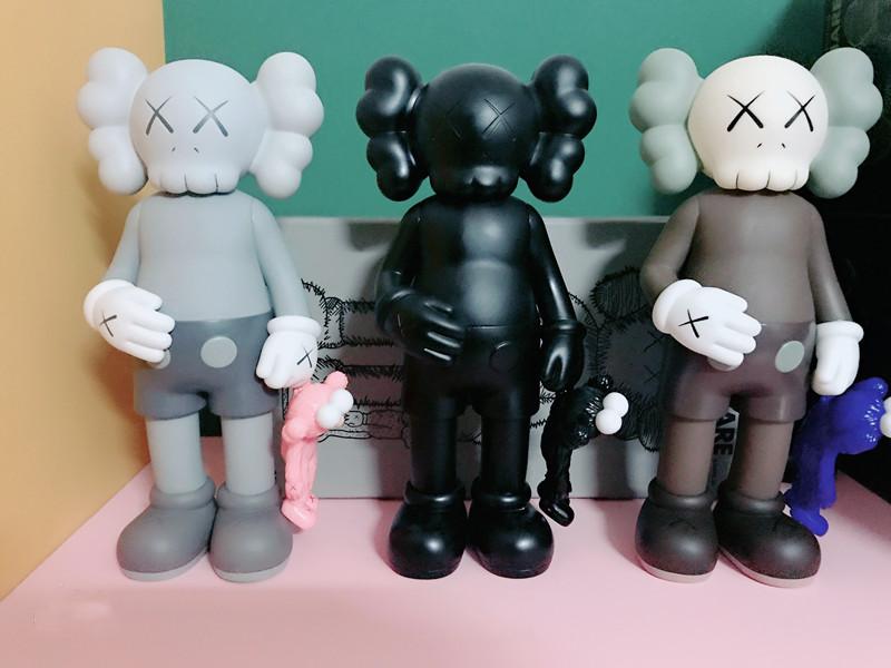 Popular 28CM 1.5KG Originalfake KAWS Companion Hand in hand Figure With Original KAWS Box Action Figure model decorations gift
Popular 28CM 1.5KG Originalfake KAWS Companion Hand in hand Figure With Original KAWS Box Action Figure model decorations gift