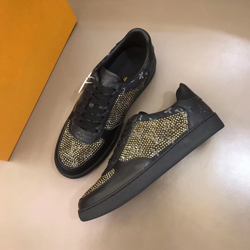 New Luxury Men fashion sneakers shoe luxury Men The original designer perfect recovery couples Casual shoes Classic print shoes, Blue
New Luxury Men fashion sneakers shoe luxury Men The original designer perfect recovery couples Casual shoes Classic print shoes, Blue