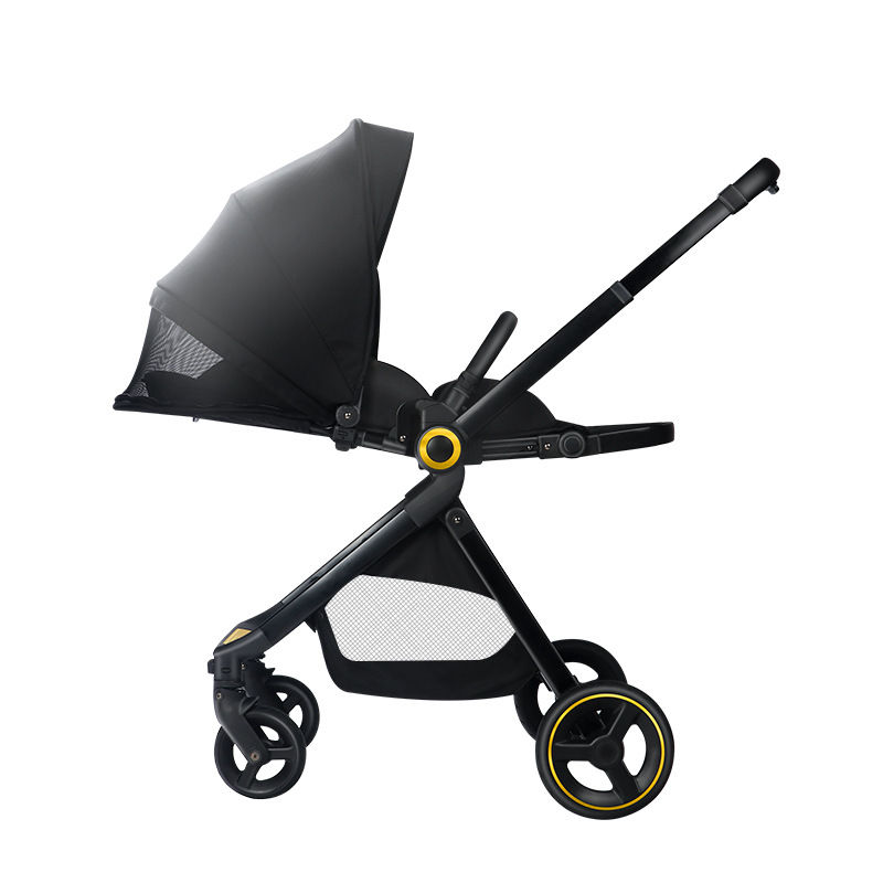 Two-way One Click Quick Folding High landscape pram Light Aluminum Frame Can Get on The Plane
Two-way One Click Quick Folding High landscape pram Light Aluminum Frame Can Get on The Plane