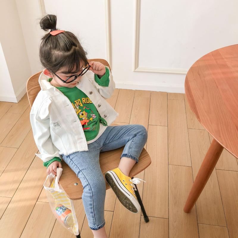 Spring and Autumn New Arrival korean style cotton casual fashion letters printed back short denim jacket for cool cute baby girl, White
Spring and Autumn New Arrival korean style cotton casual fashion letters printed back short denim jacket for cool cute baby girl, White