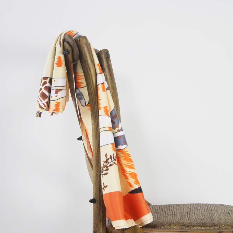 Hair Wrap Head Scarf 130 Sauqre Silk Scarf Top Animal Printed Bandana Vintage Neck Foulard Femme Headwrap Versatile Accessory