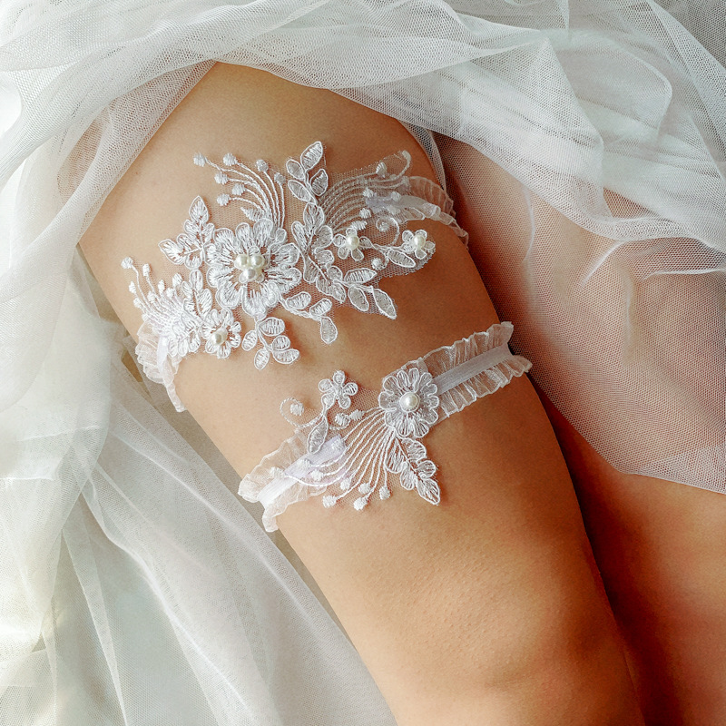 Amazing Beach Wedding Bridal Garters Sets With Blue Beaded Sexy Lace Bridal Leg Accessories For Bride 2020 Cheap Lingerie Garter Lace Belt
