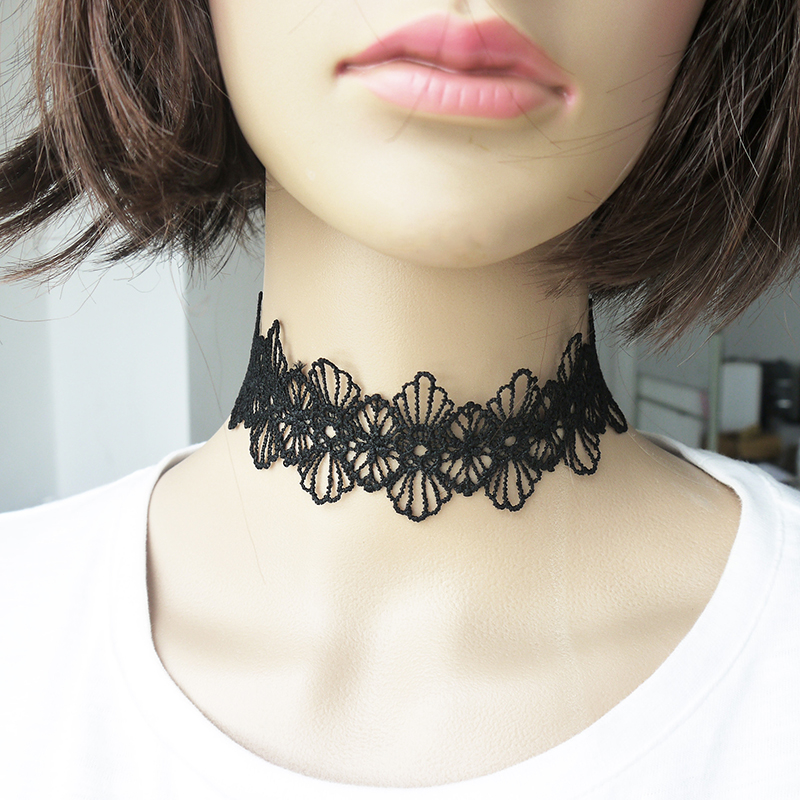 Chokers Fashion Width Lace Charm Women Flowers Geometry Clavicle Chain Alloy Simple Necklace Female Girl Jewelry Bohemia
Chokers Fashion Width Lace Charm Women Flowers Geometry Clavicle Chain Alloy Simple Necklace Female Girl Jewelry Bohemia