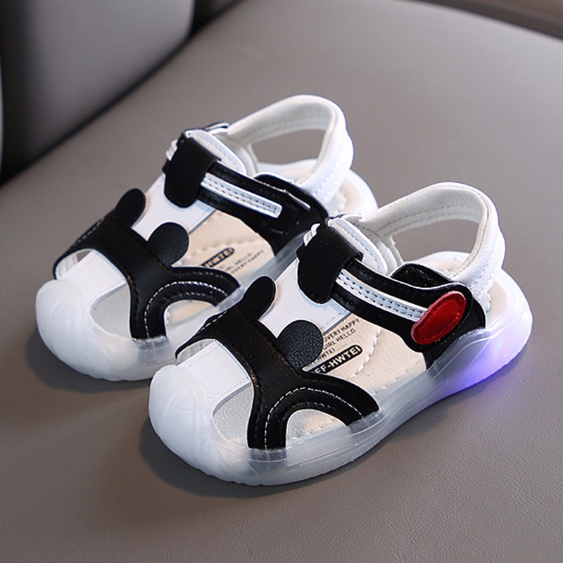 Summer Children's Led Light Beach Sandals Boys Girls Fashion Mixed Color Casual Shoes Toddler Infant Anti-collision Flats Shoes, Army green
Summer Children's Led Light Beach Sandals Boys Girls Fashion Mixed Color Casual Shoes Toddler Infant Anti-collision Flats Shoes, Army green