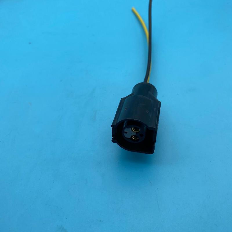 Free shipping 50/100 pcs/lots 2 pin Connector Plug wire harness with 15cm 16AWG wire car
Free shipping 50/100 pcs/lots 2 pin Connector Plug wire harness with 15cm 16AWG wire car