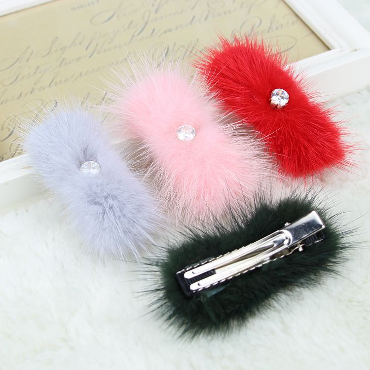 Autumn and Winter new Korean style high-end rhinestone mink duck clip side clip hair boutique headdress hair accessories
Autumn and Winter new Korean style high-end rhinestone mink duck clip side clip hair boutique headdress hair accessories