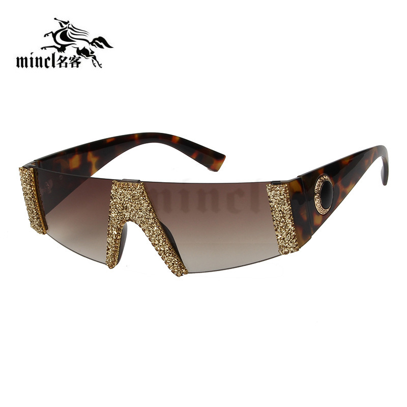 Black Gradient Sunglasses Rhinestone Rimless Sunglasses Women Vintage Oversized Men One Piece FML
Black Gradient Sunglasses Rhinestone Rimless Sunglasses Women Vintage Oversized Men One Piece FML