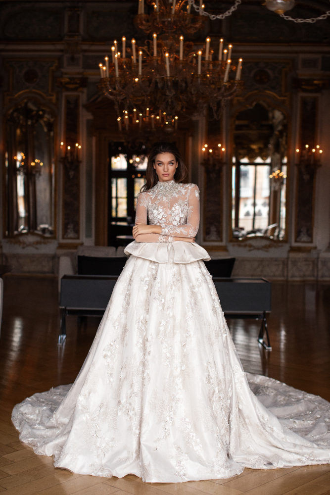 High Neck Vintage Wedding Dresses Sheer Long Sleeves Lace Bridal Gowns with Peplum Plus Size Vestidos de novia Luxury Wedding Dress