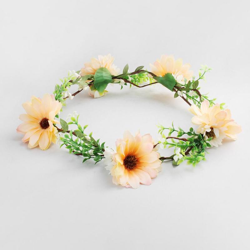 10 pcs Simulation flower daisy wreath bride hair band bridesmaid wreath rattan photo studio photo head flower accessories
10 pcs Simulation flower daisy wreath bride hair band bridesmaid wreath rattan photo studio photo head flower accessories