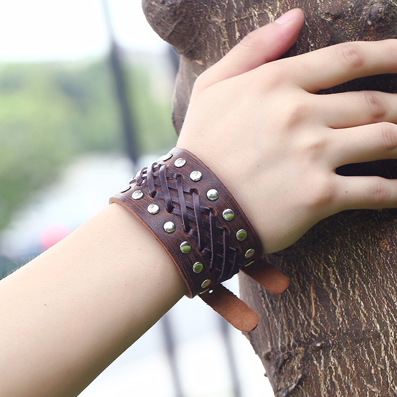 Genuine Leather Cuff Double Wide Bracelets Brown For Men Women Fashion Female Bangles Rivet Charms Jewelry Erkek Bileklik Gifts
Genuine Leather Cuff Double Wide Bracelets Brown For Men Women Fashion Female Bangles Rivet Charms Jewelry Erkek Bileklik Gifts
