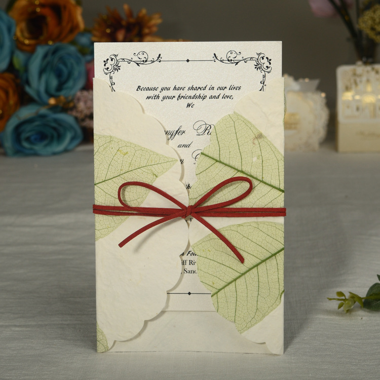 2020 Unique Hollow Engraving Wedding Invitations Creative Brides Couples Cards Red Cover Foil Stamping Vintage Wedding Invitation