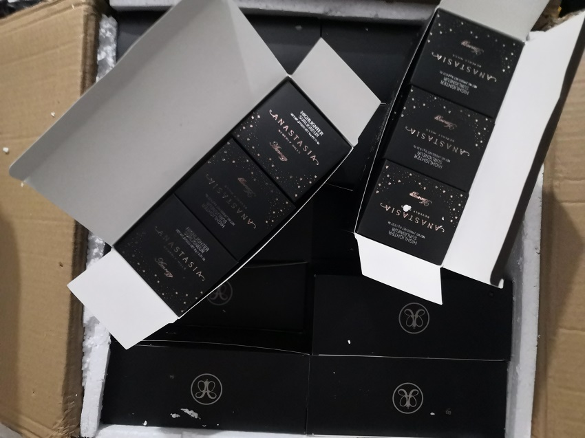 2020 NEW Makeup Illuminator 5 color Highlighter surligneur Highlighter Free shipping, Mixed color
2020 NEW Makeup Illuminator 5 color Highlighter surligneur Highlighter Free shipping, Mixed color