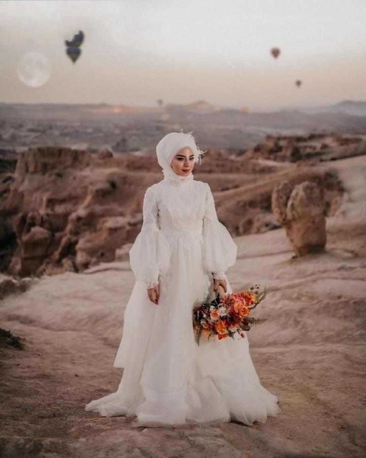2021 New Muslim Wedding Dresses with Hijab Puffy Long Sleeves Lace Plus Size Bridal Gowns Custom Made vestido de novia