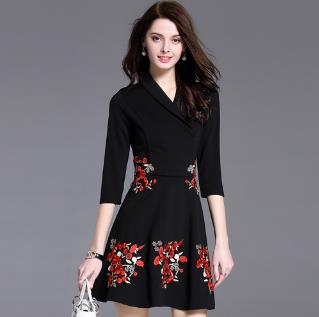2020 Embroidery Flower A Line Women Dress Elegant Vintage Slim Plus Size 4XL Autumn Ladies Dresses Work Office Femme DQ124, Black
2020 Embroidery Flower A Line Women Dress Elegant Vintage Slim Plus Size 4XL Autumn Ladies Dresses Work Office Femme DQ124, Black
