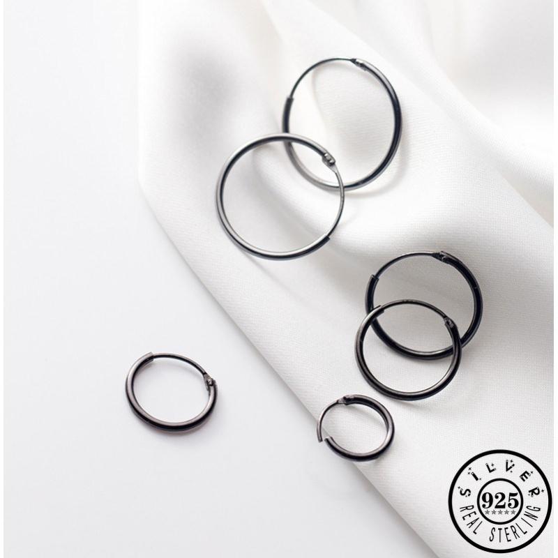 Mens 925 Sterling Silver Kpop Black Small Ear Rings Earings Classic Huggie Round Hoops Earrings Christmas Jewelry for Women
Mens 925 Sterling Silver Kpop Black Small Ear Rings Earings Classic Huggie Round Hoops Earrings Christmas Jewelry for Women