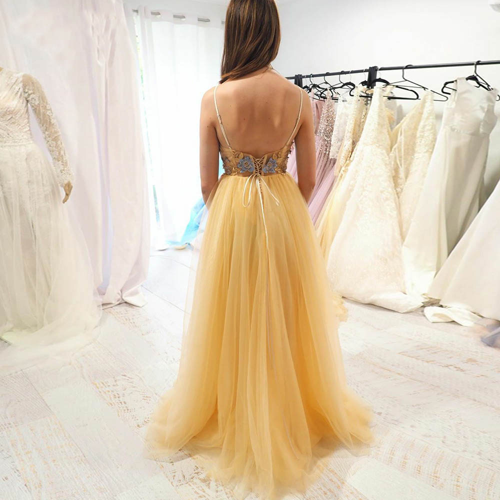 Bright Yellow Evening Dress Butterfly Chest Love Gold 3D Appliques Girl Gown Women Long Fashion Straps Sexy V Neck Party Dress