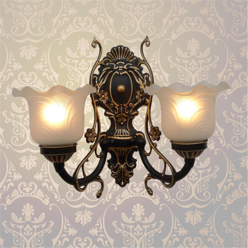 American Style Glass Shade Vintage Wall Sconce Lamp Fixture 2 Lights for Kitchen Island Dining Room or Living Room with Led Bulb
American Style Glass Shade Vintage Wall Sconce Lamp Fixture 2 Lights for Kitchen Island Dining Room or Living Room with Led Bulb